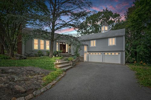 7 Ratlin Rd, Marblehead, MA, 01945-2210 | Card Image