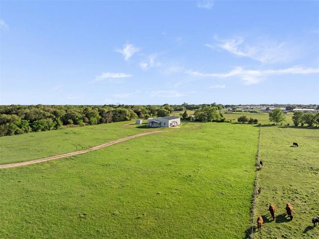 150 Huenefeld Ln, Home with 2 bedrooms, 3 bathrooms and 1 parking in Round Top TX | Image 40