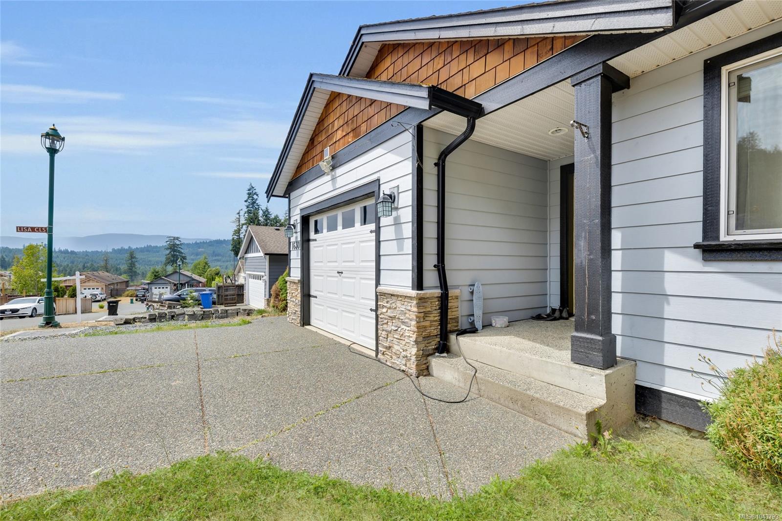 Residential in Shawnigan Lake 3