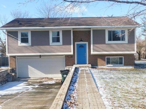 9175 Bunnell Hill Rd, Centerville, OH, 45458-4903 | Card Image