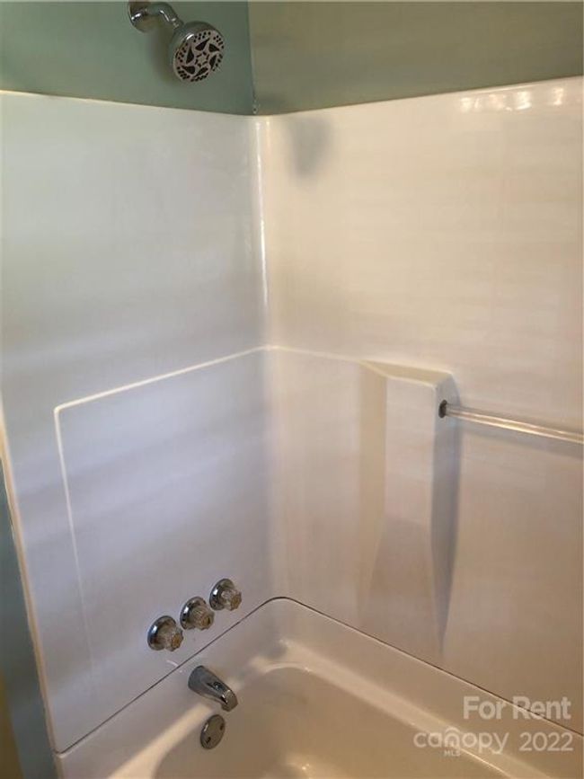 1043 Green Circle Dr, Home with 3 bedrooms, 1 bathrooms and null parking in Gastonia NC | Image 16