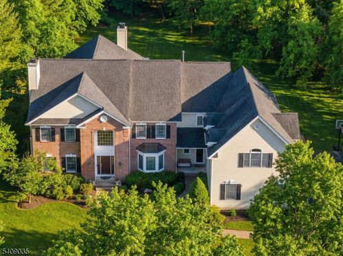 24 Chelsea Ct, Basking Ridge, NJ, 07920-2573 | Card Image