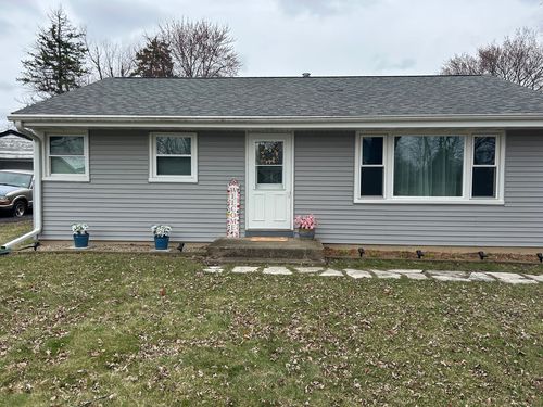 33077 N Sunset Ave, Grayslake, IL, 60030-2264 | Card Image