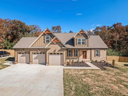 8052 Burgundy Cir, Chattanooga, TN, 37421-1289 | Card Image