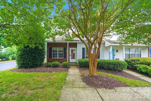 3101 Brockhampton Ct, Charlotte, NC, 28269-2232 | Card Image