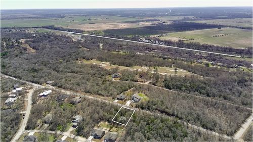 236 Iva Ln, Bastrop, TX, 78602-4405 | Card Image