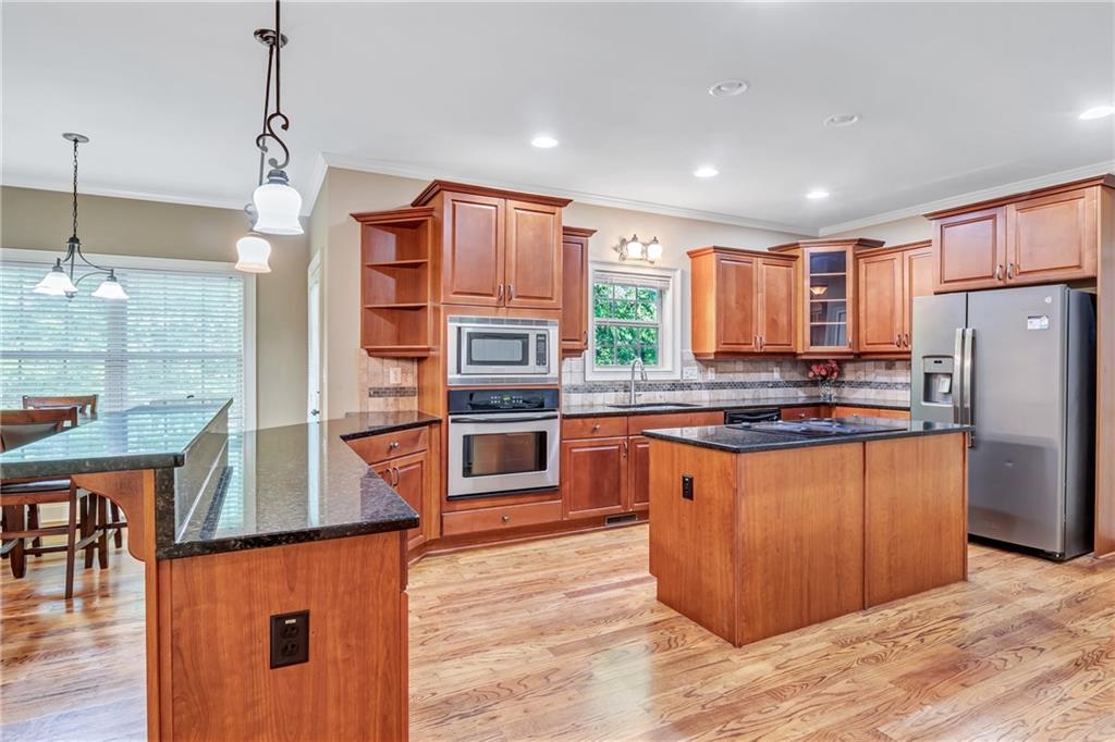 Horder Ct, Snellville, GA 30039