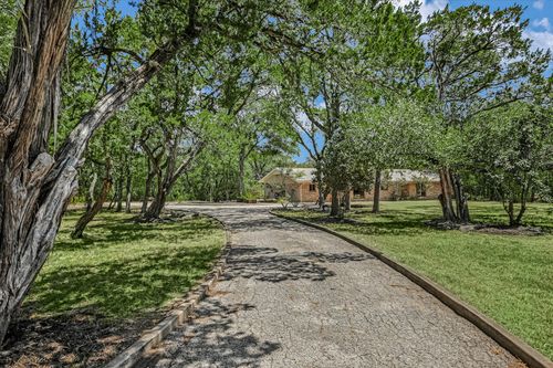 5645 Oak Blvd, Austin, TX, 78735-8709 | Card Image