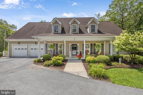 100 Nazareth Dr, FORT VALLEY, VA, 22652-2920 | Card Image