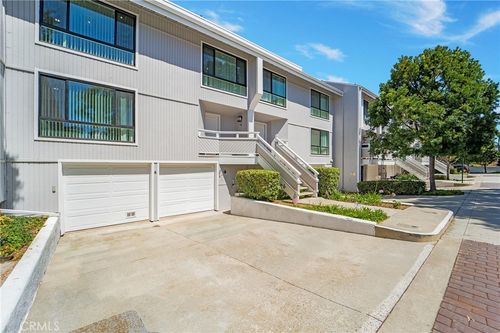6 Barlovento Ct, Newport Beach, CA, 92663-2358 | Card Image
