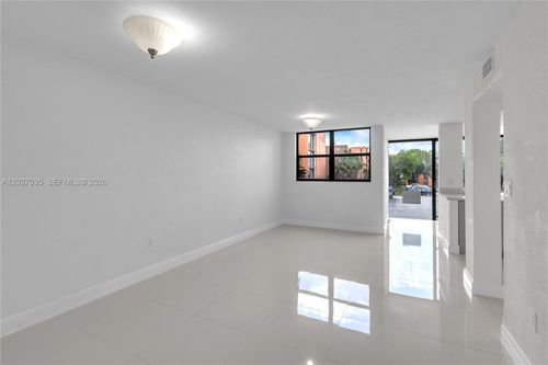 208-9440 W Flagler St, Miami, FL, 33174-2075 | Card Image
