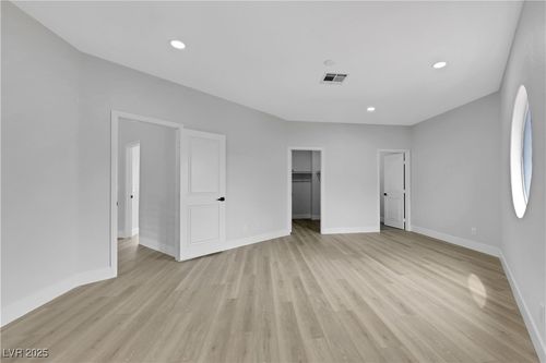 2589 Sun Reef Rd, Las Vegas, NV, 89128-6855 | Card Image