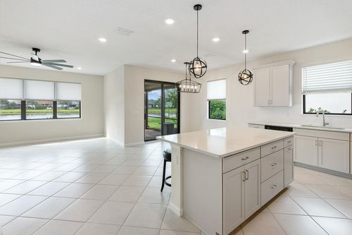 471 Se Vallarta Drive, Port St. Lucie, FL, 34984 | Card Image