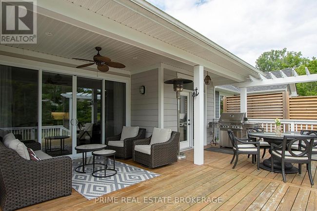 89 Gill Rd, House other with 5 bedrooms, 3 bathrooms and 6 parking in Grand Bend ON | Image 8