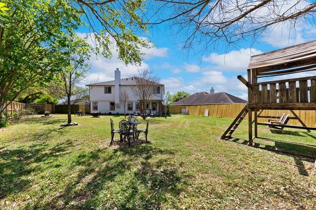 1901 Plum Falls Ln, House other with 6 bedrooms, 4 bathrooms and 2 parking in Pearland TX | Image 36