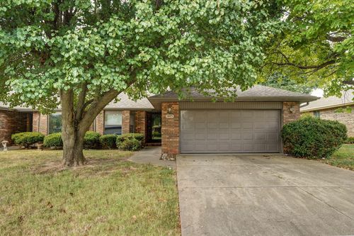 3475 S Welwood Ave, Springfield, MO, 65804-6488 | Card Image