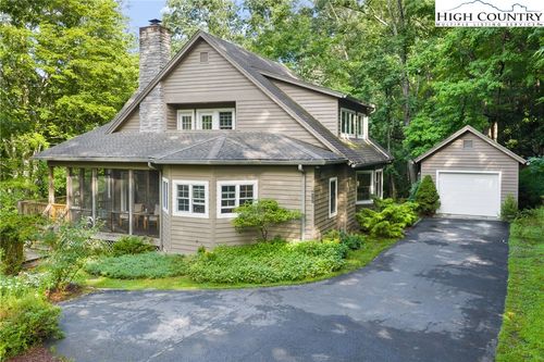 627 Seven Oaks Rd, Boone, NC, 28607-9164 | Card Image
