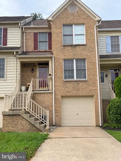 7842 Blue Gray Cir, MANASSAS, VA, 20109-8237 | Card Image