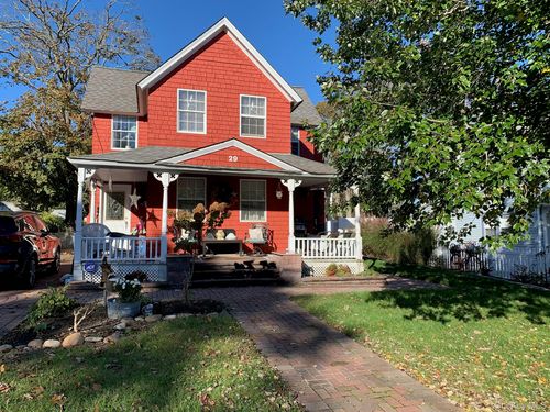 29 Northridge St, Patchogue, NY, 11772-3072 | Card Image