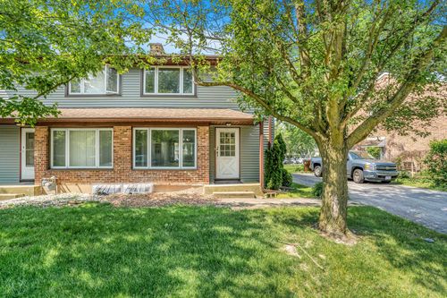 17 Michael Rd, Park Forest, IL, 60466-1842 | Card Image