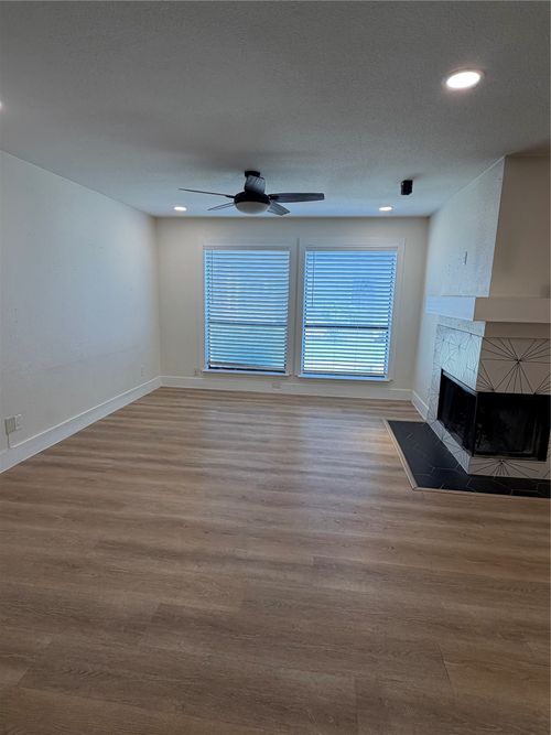 118-1505 E Interstate 30, Garland, TX, 75043-7471 | Card Image