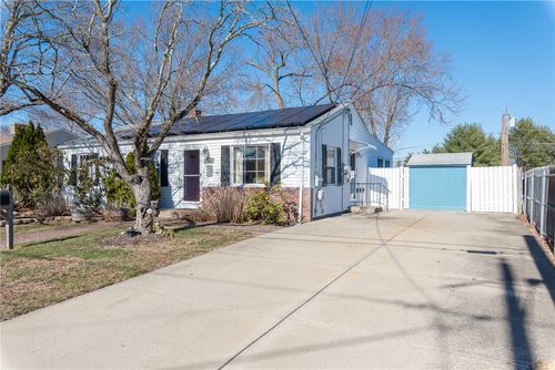 153 Grove St, Lincoln, RI, 02865-1640 | Card Image