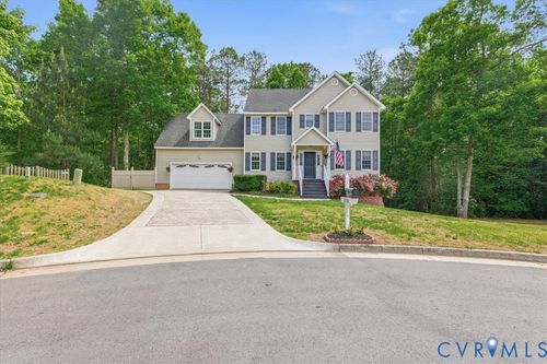 6300 Oak Arbor Ct, Chester, VA, 23831-7835 | Card Image