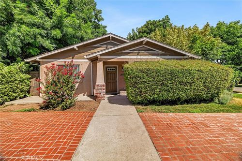 3279 Rockin M Dr, Chico, CA, 95973-7711 | Card Image