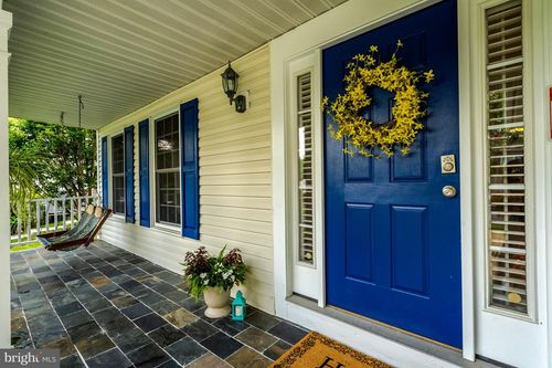 7809 Roundabout Way, SPRINGFIELD, VA, 22153-1830 | Card Image