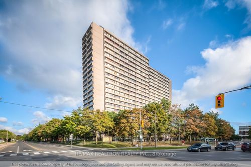 1401-100 Leeward Glenway, East York, ON, M3C2Z1 | Card Image