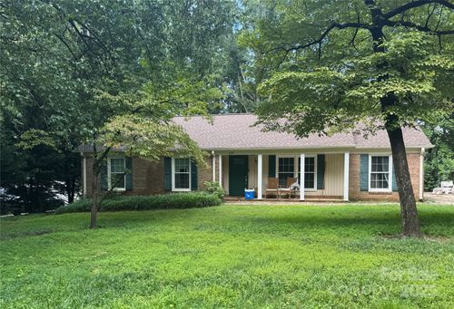 6900 Valley Haven Dr, Charlotte, NC, 28211-6159 | Card Image