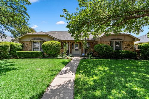 506 Willowcrest Dr, Garland, TX, 75040-0928 | Card Image