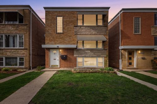 6030 Lawrence Ave, Chicago, IL, 60630-4904 | Card Image