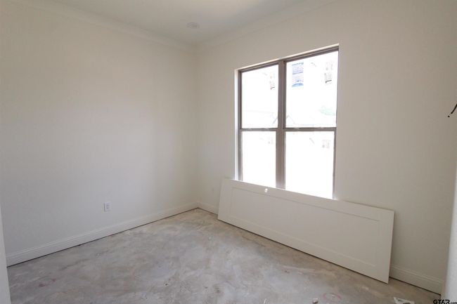 11429 Zoe Cir, House other with 4 bedrooms, 3 bathrooms and null parking in Flint TX | Image 11