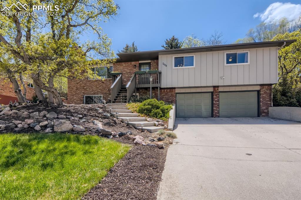 Astron Dr, Colorado Springs, CO 80906