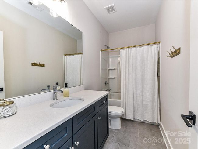 Full Bath on upper level with tub/shower & tile flooring! | Image 27