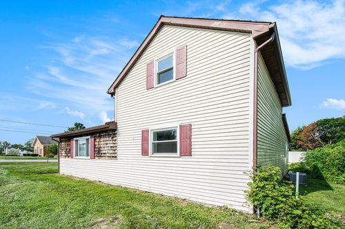 206 N Steer St, Addison, MI, 49220-9701 | Card Image