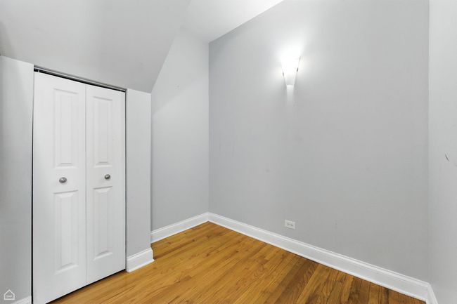A - 2611 Rosemont Ave, Home with 3 bedrooms, 2 bathrooms and 2 parking in Chicago IL | Image 15