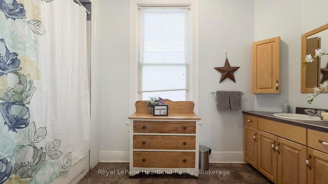150 Palmerston St, House other with 4 bedrooms, 2 bathrooms and 4 parking in Goderich ON | Image 9