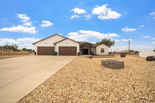1075 Peaceful Ct, Pueblo, CO, 81006-1034 | Card Image