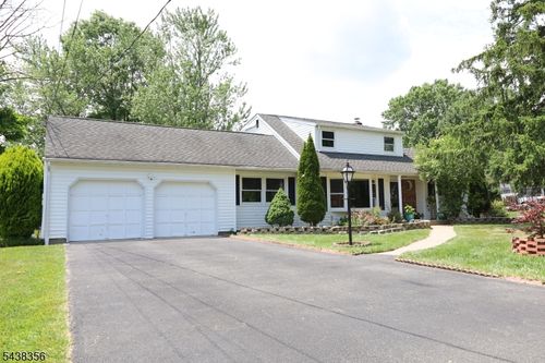 70 Knoll Rd, Parsippany, NJ, 07054-1444 | Card Image