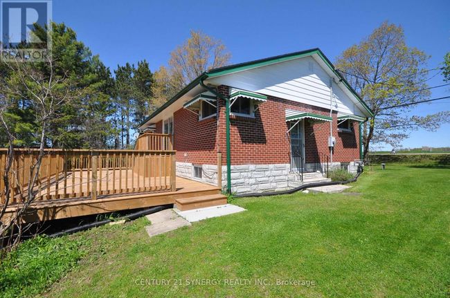 12009 Highway 15, House other with 3 bedrooms, 1 bathrooms and 6 parking in Smiths Falls ON | Image 5