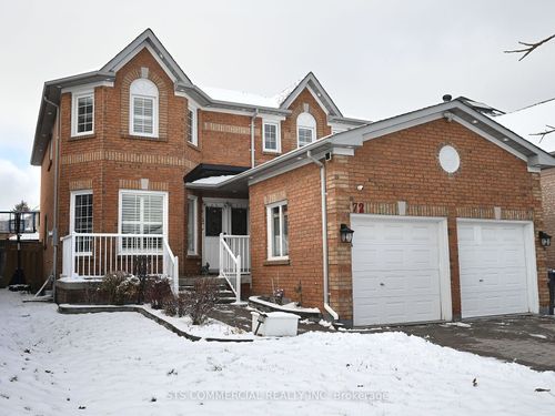 72 Adirondack Cres, Brampton, ON, L6R1E3 | Card Image