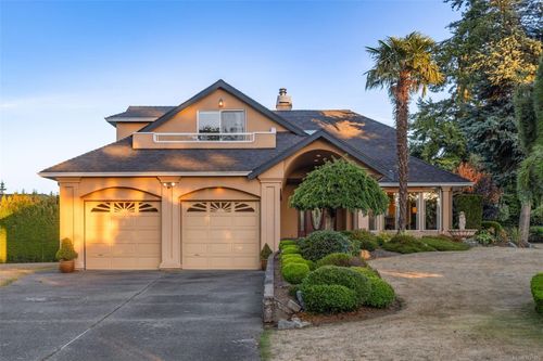 2391 Alta Vista Pl, Victoria, BC, V8Z5S6 | Card Image