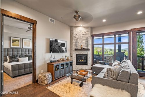 1b-3793 Blackstone Dr, Park City, UT, 84098-6753 | Card Image