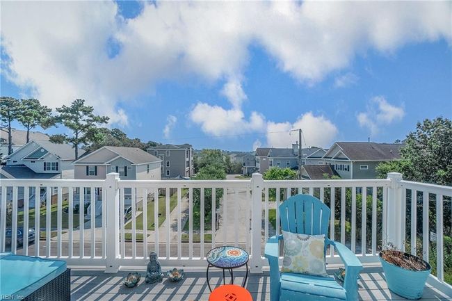 9509 14 Th Bay St, House attached with 4 bedrooms, 3 bathrooms and null parking in Norfolk VA | Image 41