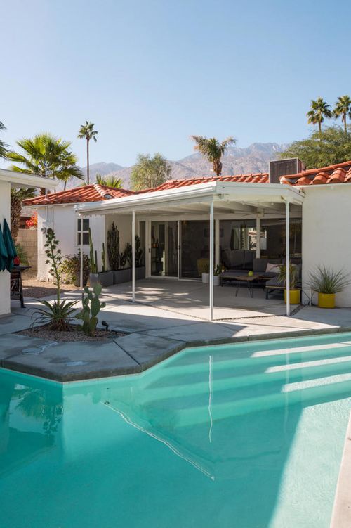 748 N Calle Rolph, Palm Springs, CA, 92262-6153 | Card Image