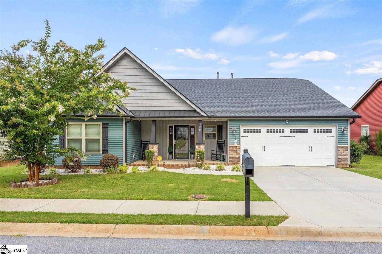 Terilyn Ct, Greenville, SC 29611