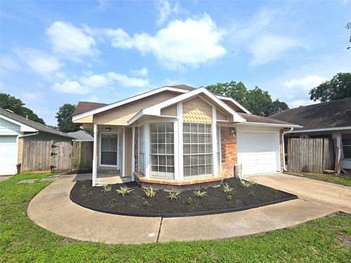 11130 Thunderhaven Dr, Houston, TX, 77064-4581 | Card Image