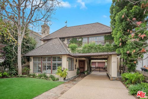 2917 N Poinsettia Ave, Manhattan Beach, CA, 90266-2404 | Card Image